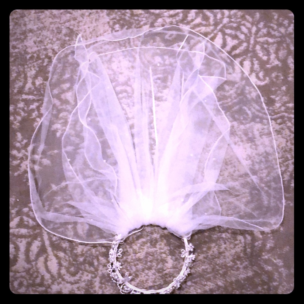 First communion vail/headpiece